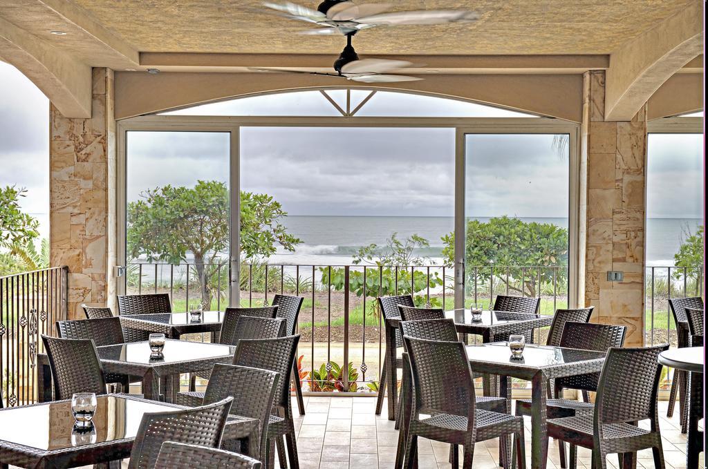 Beachfront Hotel Tramonto ハコ エクステリア 写真
