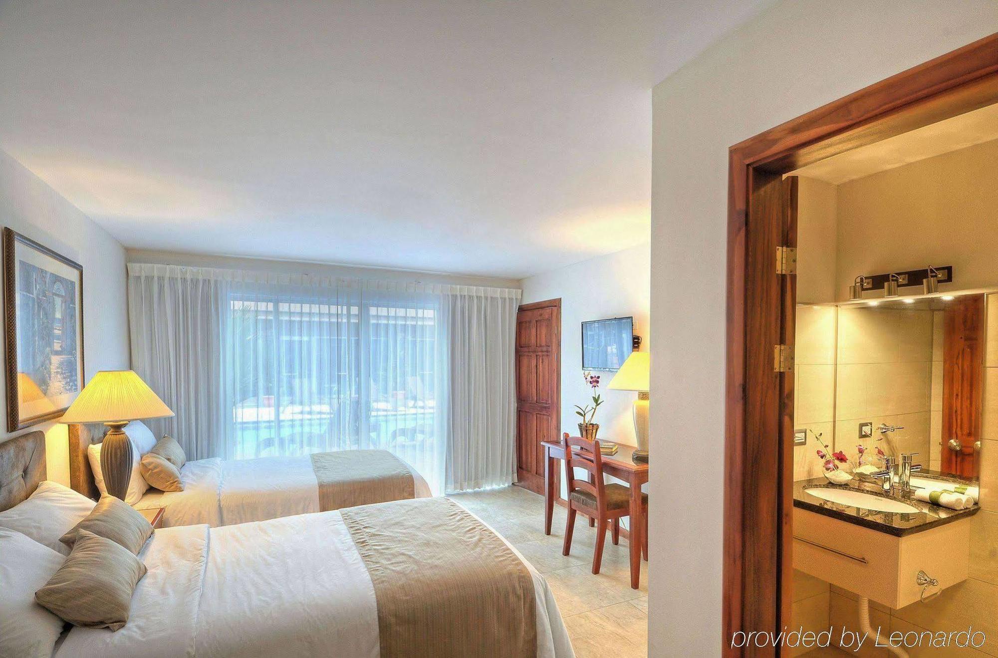 Beachfront Hotel Tramonto ハコ エクステリア 写真