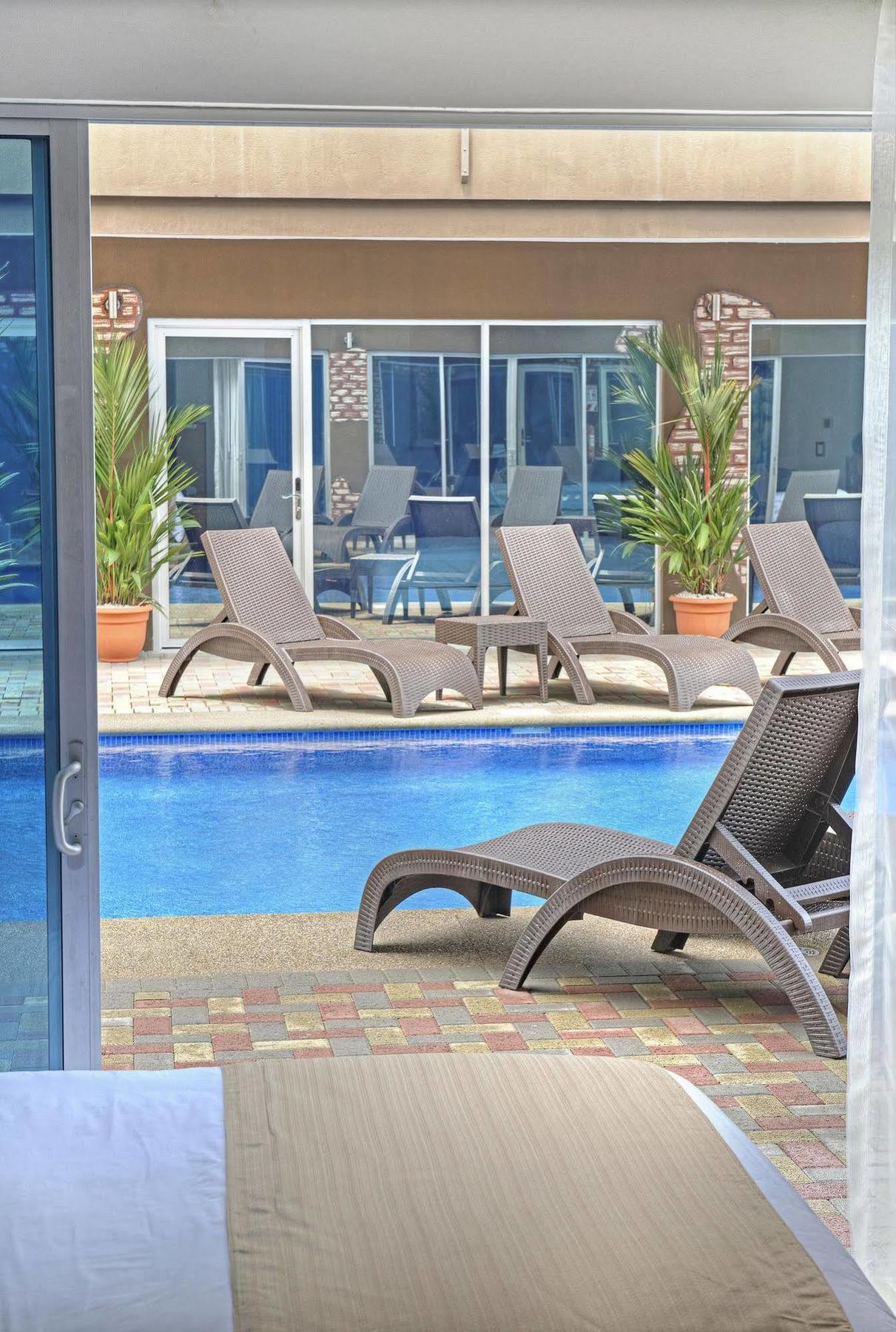 Beachfront Hotel Tramonto ハコ エクステリア 写真